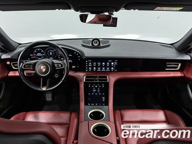 Porsche 타이칸 4S Cross Turismo, 2024 7