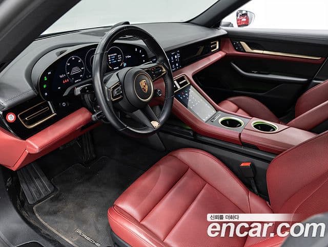 Porsche 타이칸 4S Cross Turismo, 2024 20