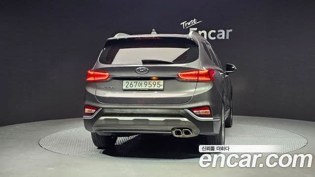 Hyundai Santa Fe TM Exclusive, 2020 4