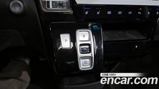 Hyundai Staria Inspiration, 2022 9