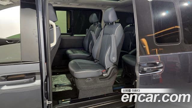 Hyundai Staria Inspiration, 2022 11