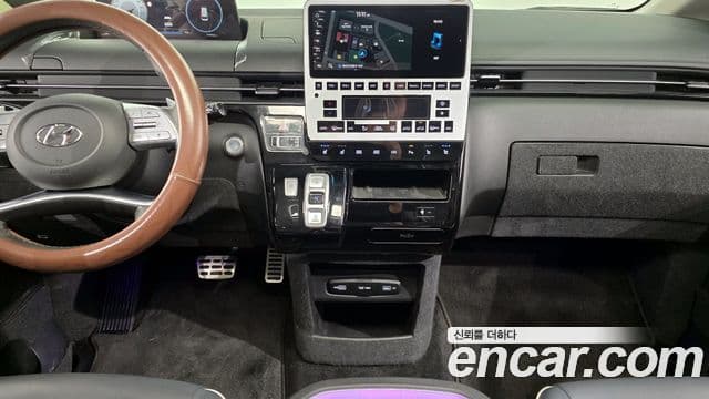 Hyundai Staria Inspiration, 2022 19