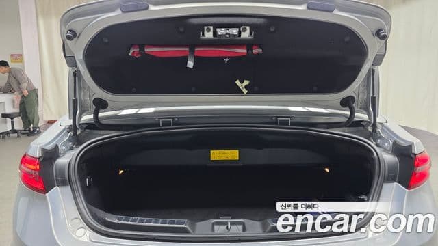 Maserati 그란카브리오 2세대 3.0 V6 Trofeo, 2024 20