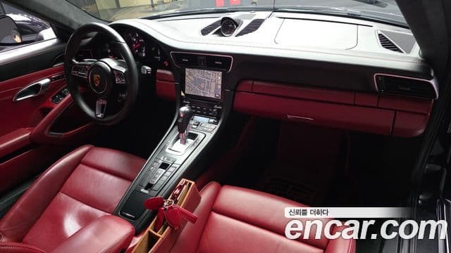 Porsche 911 991, 2018 7