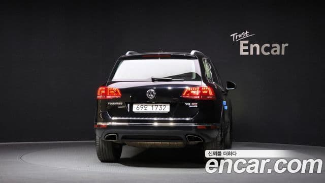 Volkswagen New Touareg 7P5, 2015 4
