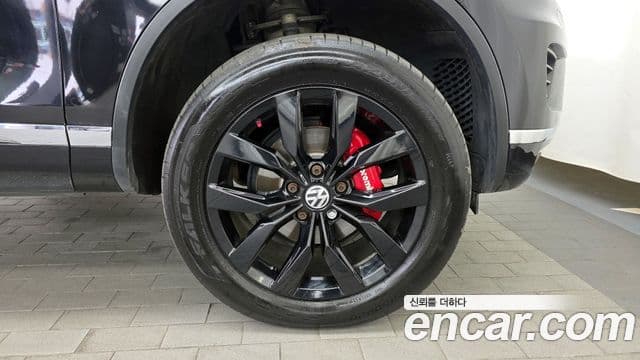 Volkswagen New Touareg 7P5, 2015 все фото