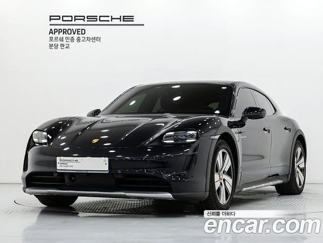 Porsche 타이칸 4S Cross Turismo, 2024 1