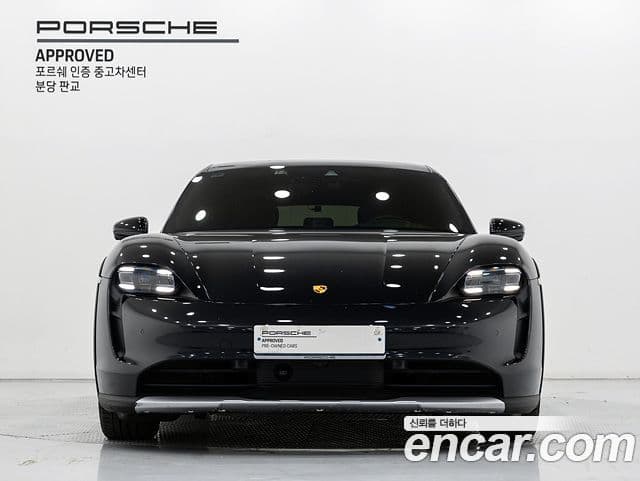 Porsche 타이칸 4S Cross Turismo, 2024 3