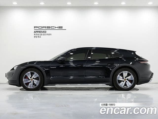 Porsche 타이칸 4S Cross Turismo, 2024 6