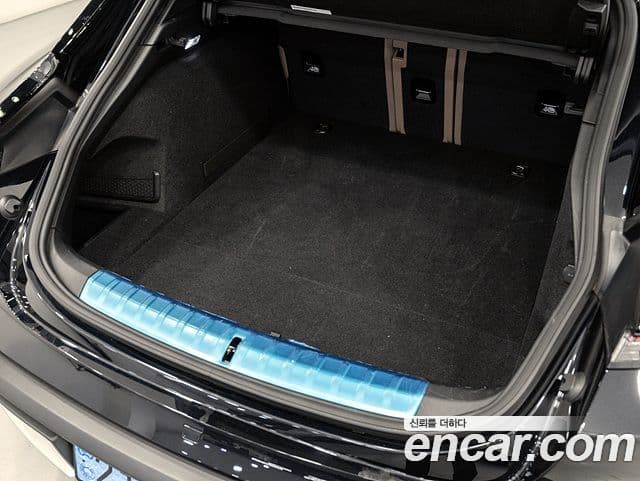 Porsche 타이칸 4S Cross Turismo, 2024 14