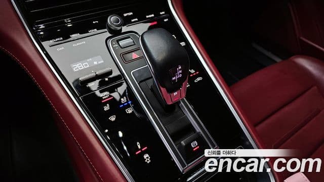 Porsche Panamera (971), 2021 9