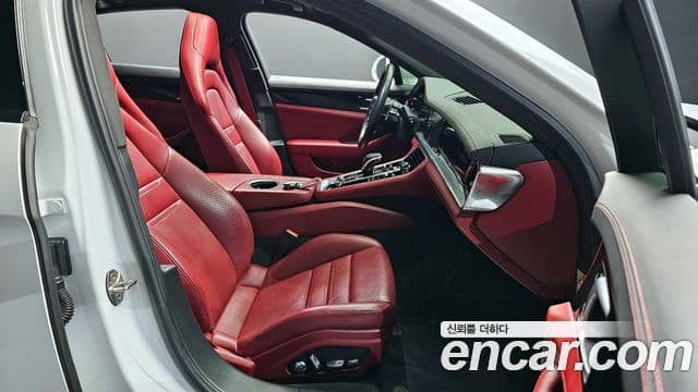 Porsche Panamera (971), 2021 10