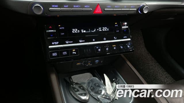 Hyundai Grandeur гибрид (GN7) Exclusive, 2023 17