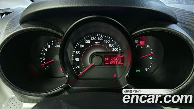 Kia Ray Deluxe, 2016 7