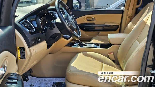 Kia All New Carnival Prestige, 2016 6