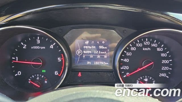 Kia All New Carnival Prestige, 2016 17