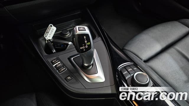 BMW 1시리즈 (F20) 118d Sport 5도어, 2016 9
