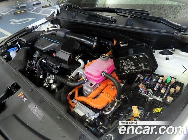 Kia Sportage 5세대 гибрид Signature Gravity 2WD, 2024 19