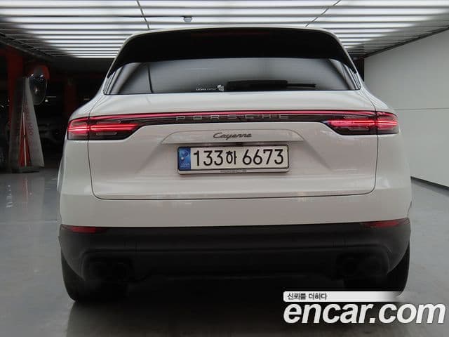 Porsche Cayenne (PO536) 3.0 Platinum Edition, 2023 4