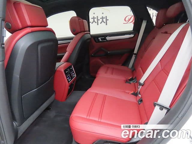 Porsche Cayenne (PO536) 3.0 Platinum Edition, 2023 7