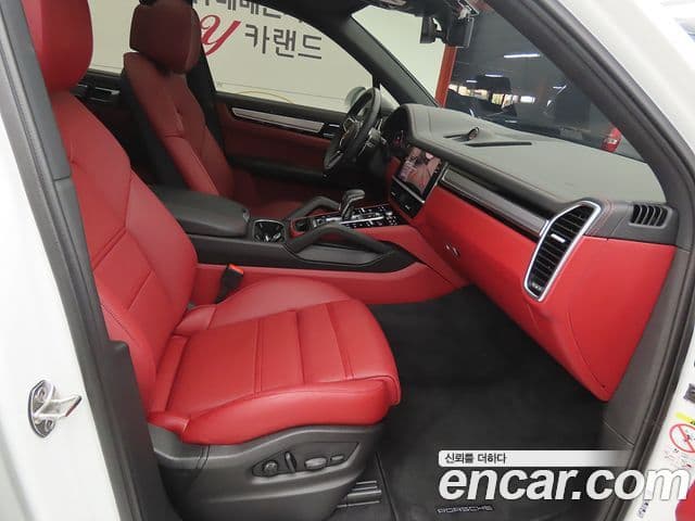 Porsche Cayenne (PO536) 3.0 Platinum Edition, 2023 8