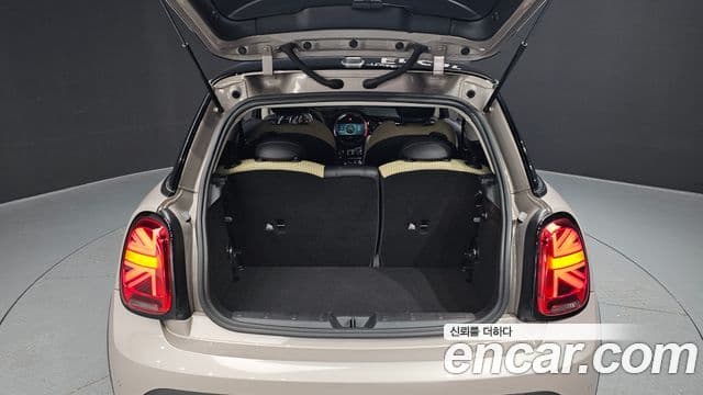 Mini Cooper 3세대, 2022 20