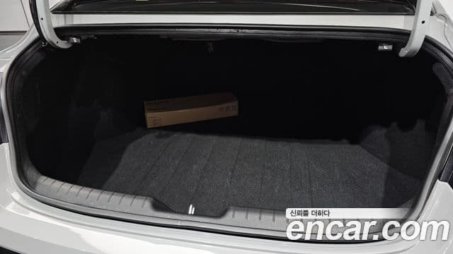 Hyundai The / новый New Avante гибрид (CN7) Modern, 2024 20