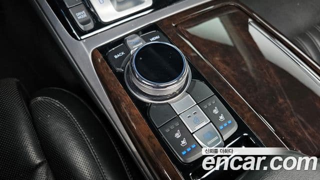 Genesis EQ900 Luxury, 2018 16