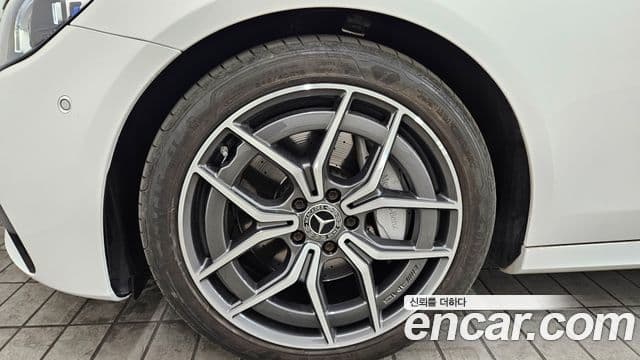 Mercedes-Benz E-класс W213 AMG Line, 2021 все фото