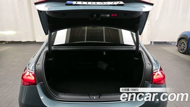 Mercedes-Benz E-класс W214 Exclusive, 2024 20