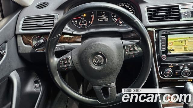 Volkswagen The / новый New Passat B7, 2014 15