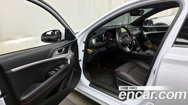 Genesis G70 Sport пакет, 2019 10