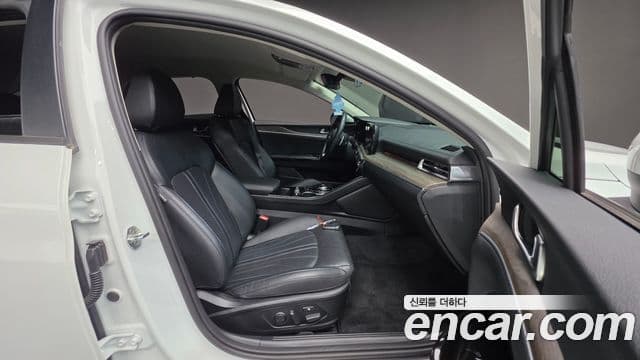 Kia K5 3세대 Signature, 2020 10