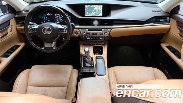 Lexus New ES300h XV60, 2018 7