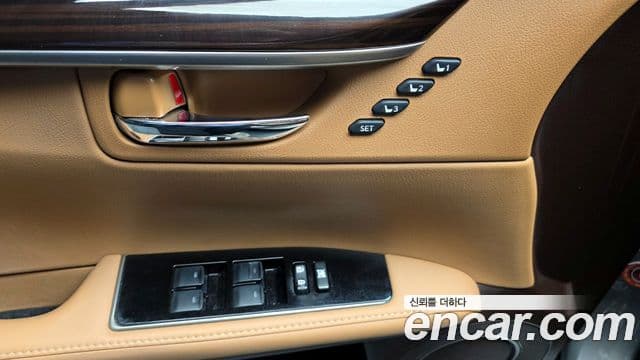 Lexus New ES300h XV60, 2018 14