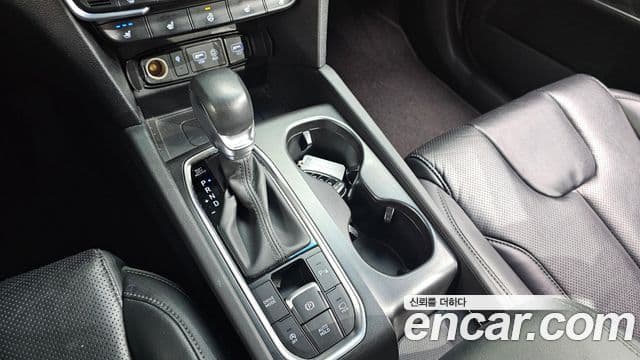 Hyundai Santa Fe TM Exclusive Special, 2019 9