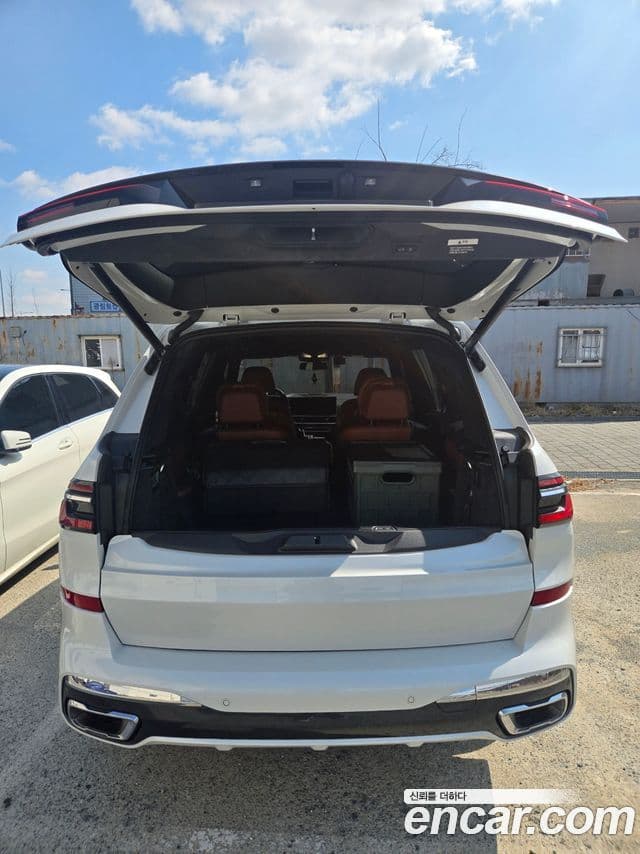 BMW X7 (G07) xDrive 40d M Sport 6인승, 2025 6