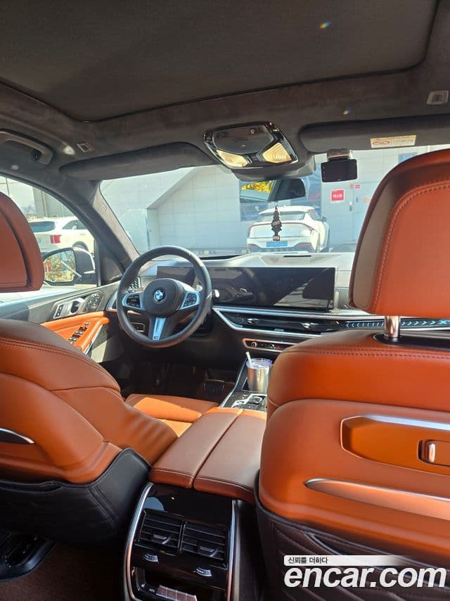 BMW X7 (G07) xDrive 40d M Sport 6인승, 2025 14