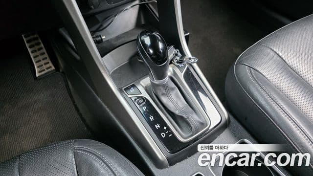 Hyundai i30(новый кузов / новое поколение) дизель 1.6 VGT Extreme, 2012 9