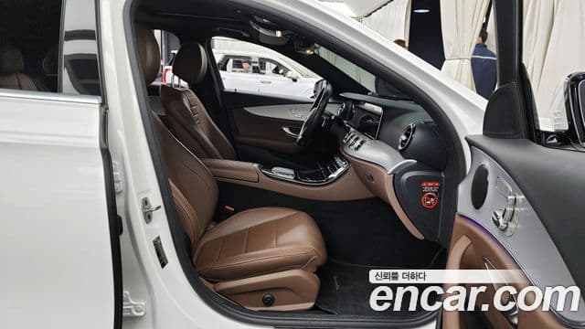 Mercedes-Benz E-класс W213 Avantgarde, 2021 11