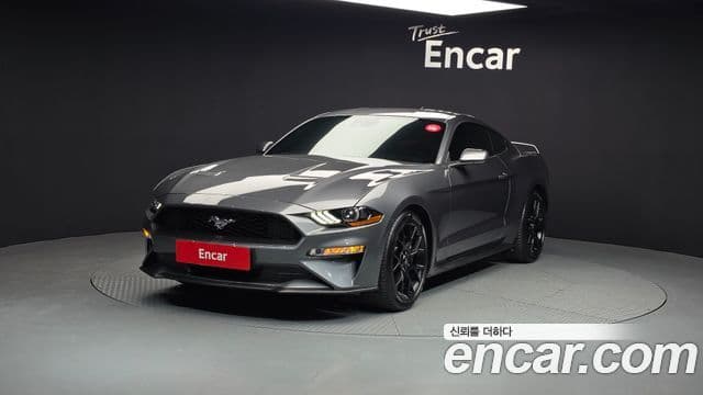 Ford Mustang купе, 2023 1