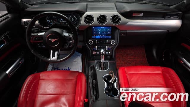 Ford Mustang купе, 2023 7