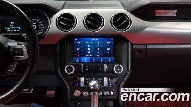 Ford Mustang купе, 2023 14