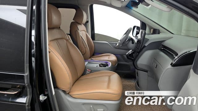 Hyundai Staria Inspiration, 2022 11