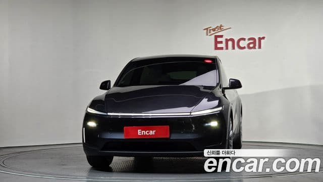 Tesla модель Y Long Range AWD, 2025 3