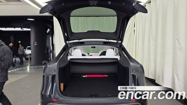 Tesla модель Y Long Range AWD, 2025 20