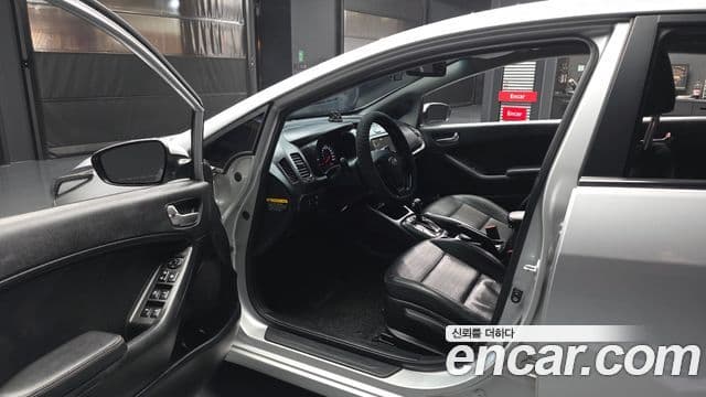 Kia The / новый New K3 Trendy, 2016 10