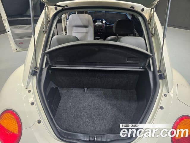 Volkswagen New 비틀 9C, 2003 16