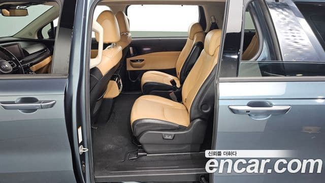 Kia Carnival 4세대 Signature, 2021 11