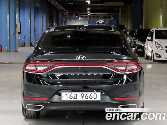 Hyundai Grandeur IG Exclusive, 2017 3